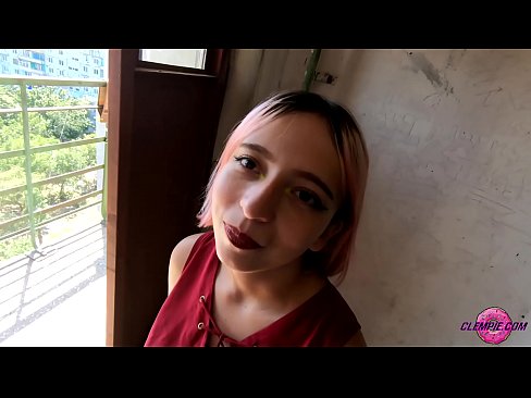 ❤️ სტუდენტური სენსუალი შთანთქავს უცნობს გარეუბანში - Cum On His Face ️❌ პორნო ჩვენთან ☑